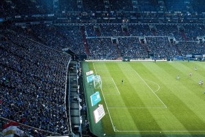 开云体育中国官方网站-勇士队目标三连冠，誓不言败，勇士全队